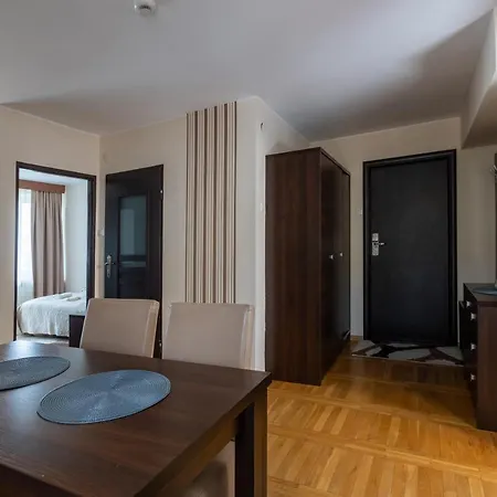 Ξενοδοχείο με διαμερίσματα Apartamenty Przy Sadybie *