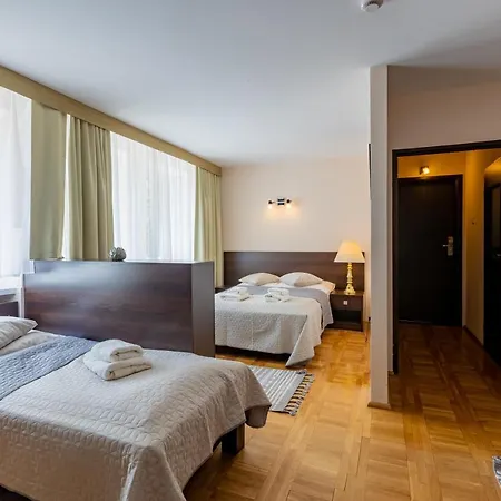 Apartamenty Przy Sadybie Ξενοδοχείο με διαμερίσματα *