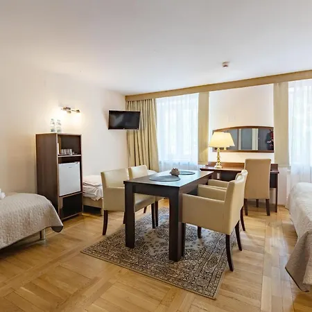 Apartamenty Przy Sadybie Aparthotel
